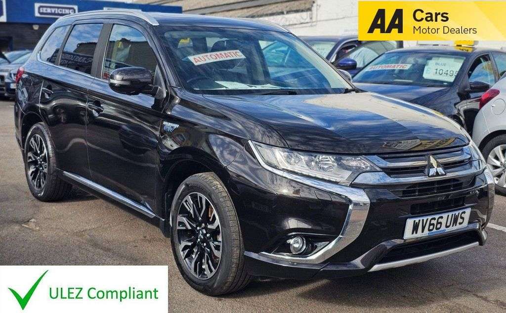 A 2016 MITSUBISHI OUTLANDER AUTOMATIC 2.0h 12kWh GX4h SUV 5dr Petrol Plug-in Hybrid CVT 4WD Euro 6 (s/s A 2016 MITSUBISHI OUTLANDER AUTOMATIC 2.0h 12kWh GX4h SUV 5dr Petrol Plug-in Hybrid CVT 4WD Euro 6 (s/s