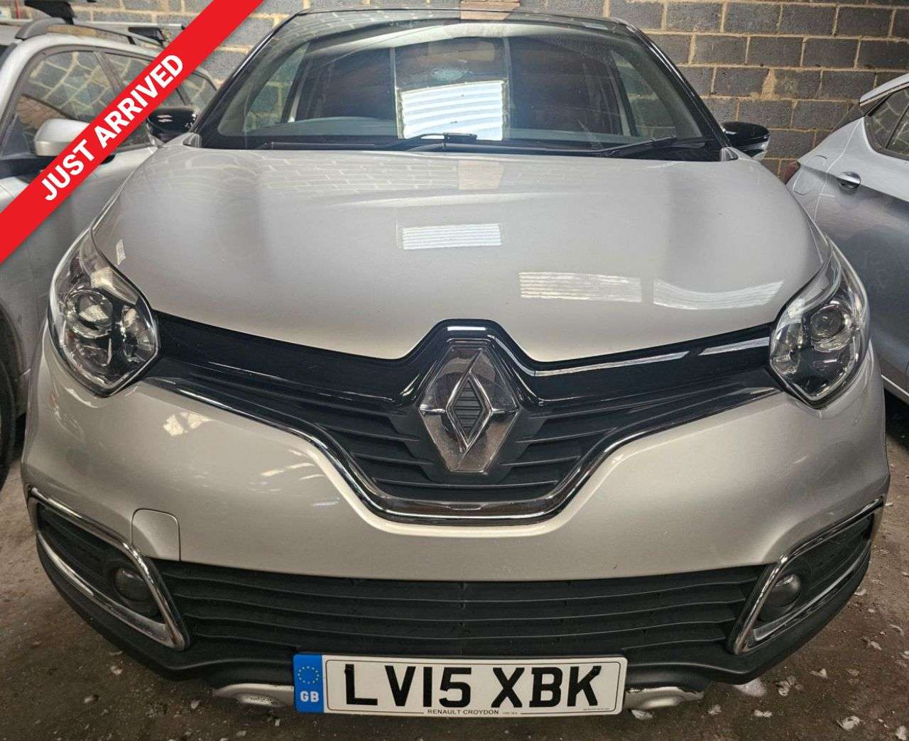 A 2015 RENAULT CAPTUR AUTOMATIC 1.2 TCe Dynamique S MediaNav SUV 5dr Petrol EDC Euro 5 (120 ps) R A 2015 RENAULT CAPTUR AUTOMATIC 1.2 TCe Dynamique S MediaNav SUV 5dr Petrol EDC Euro 5 (120 ps) R