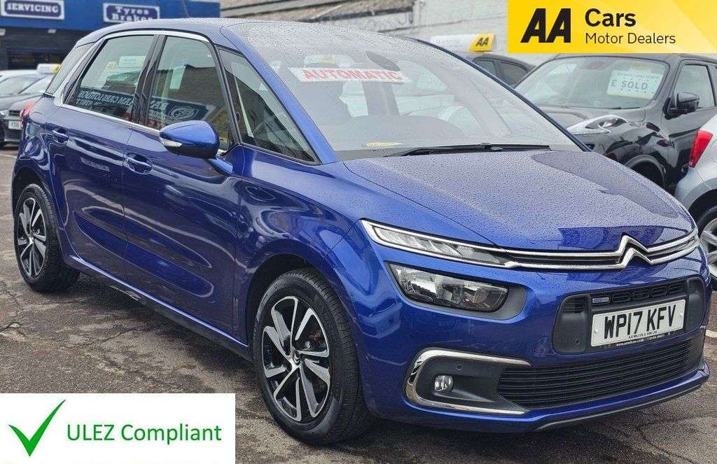 A 2017 CITROEN C4 PICASSO AUTOMATIC 1.2 PureTech Feel MPV 5dr Petrol EAT6 Euro 6 (s/s) (130 ps) LOW M A 2017 CITROEN C4 PICASSO AUTOMATIC 1.2 PureTech Feel MPV 5dr Petrol EAT6 Euro 6 (s/s) (130 ps) LOW M