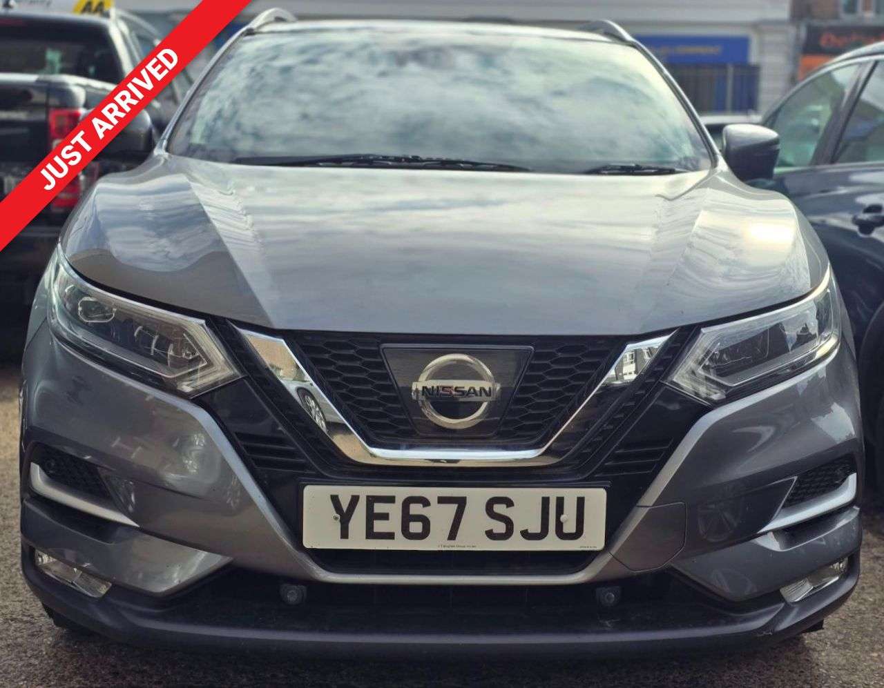A 2017 NISSAN QASHQAI 1.2 DIG-T Tekna SUV 5dr Petrol Manual Euro 6 (s/s) (115 ps) FULL SERVICE HI A 2017 NISSAN QASHQAI 1.2 DIG-T Tekna SUV 5dr Petrol Manual Euro 6 (s/s) (115 ps) FULL SERVICE HI