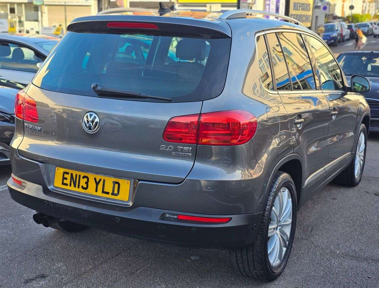 2013 VOLKSWAGEN TIGUAN 2013 VOLKSWAGEN TIGUAN