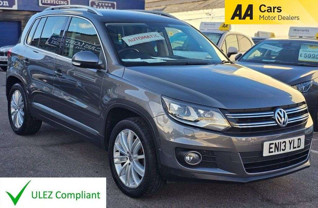 A 2013 VOLKSWAGEN TIGUAN AUTOMATIC 2.0 TSI SE SUV 5dr Petrol DSG 4WD Euro 5 (180 ps) FULL LEATHER HE A 2013 VOLKSWAGEN TIGUAN AUTOMATIC 2.0 TSI SE SUV 5dr Petrol DSG 4WD Euro 5 (180 ps) FULL LEATHER HE