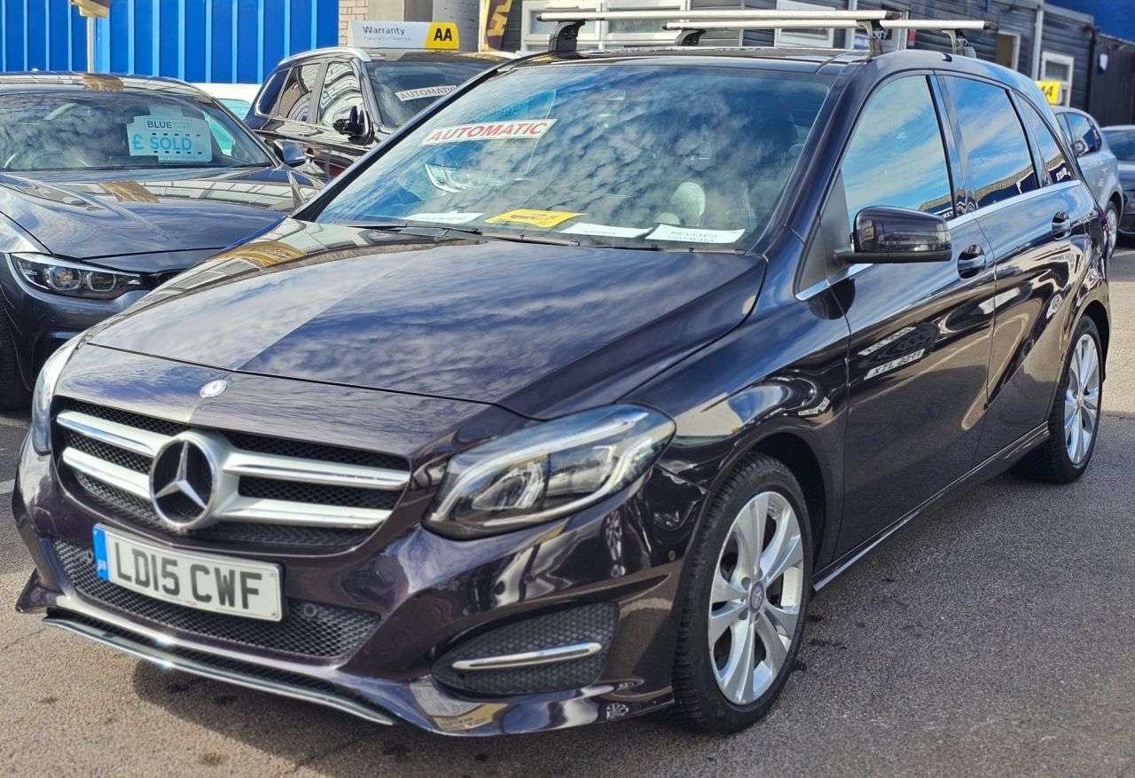 A 2015 MERCEDES-BENZ B CLASS AUTOMATIC 1.6 B200 Sport MPV 5dr Petrol 7G-DCT Euro 6 (s/s) (156 ps) PANORA A 2015 MERCEDES-BENZ B CLASS AUTOMATIC 1.6 B200 Sport MPV 5dr Petrol 7G-DCT Euro 6 (s/s) (156 ps) PANORA