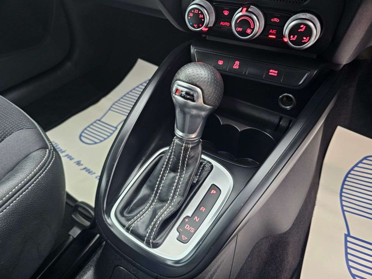 2015 AUDI A1 2015 AUDI A1