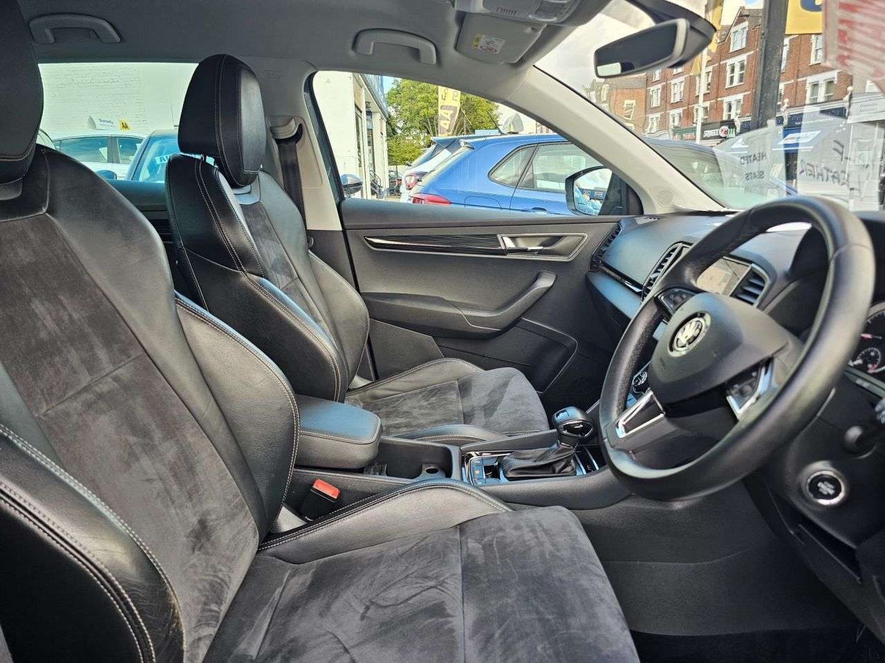 2018 SKODA KAROQ 2018 SKODA KAROQ