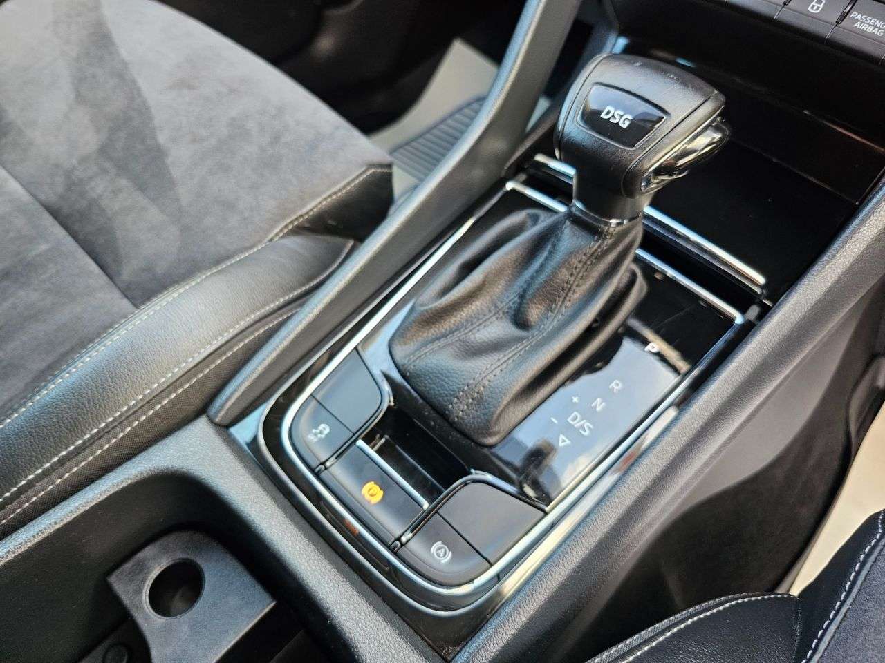 2018 SKODA KAROQ 2018 SKODA KAROQ