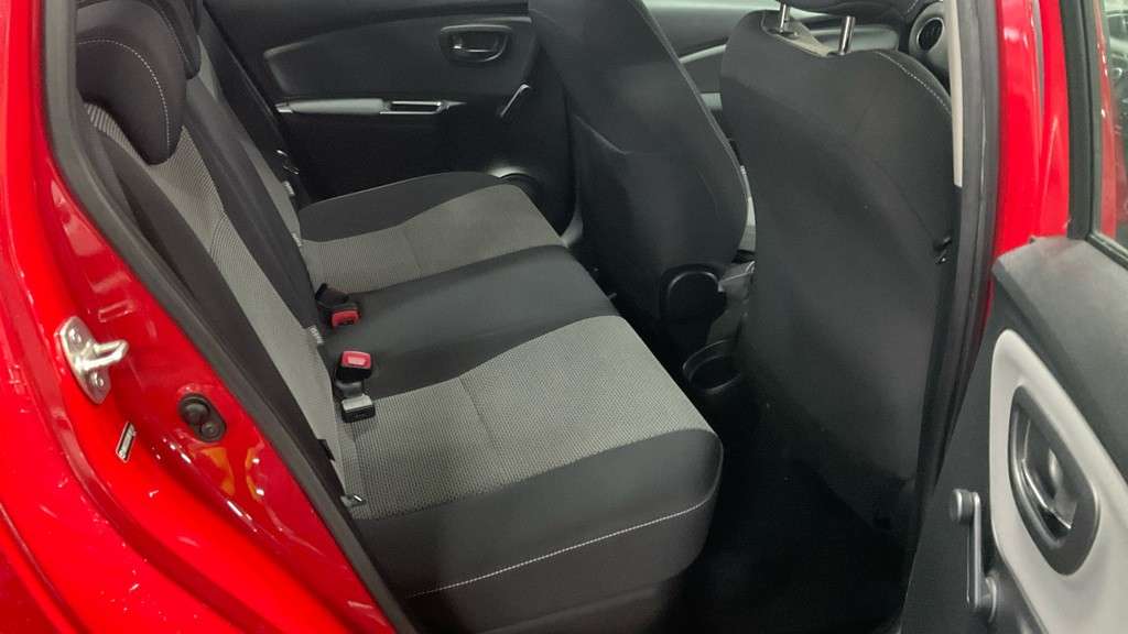 2015 TOYOTA YARIS 2015 TOYOTA YARIS