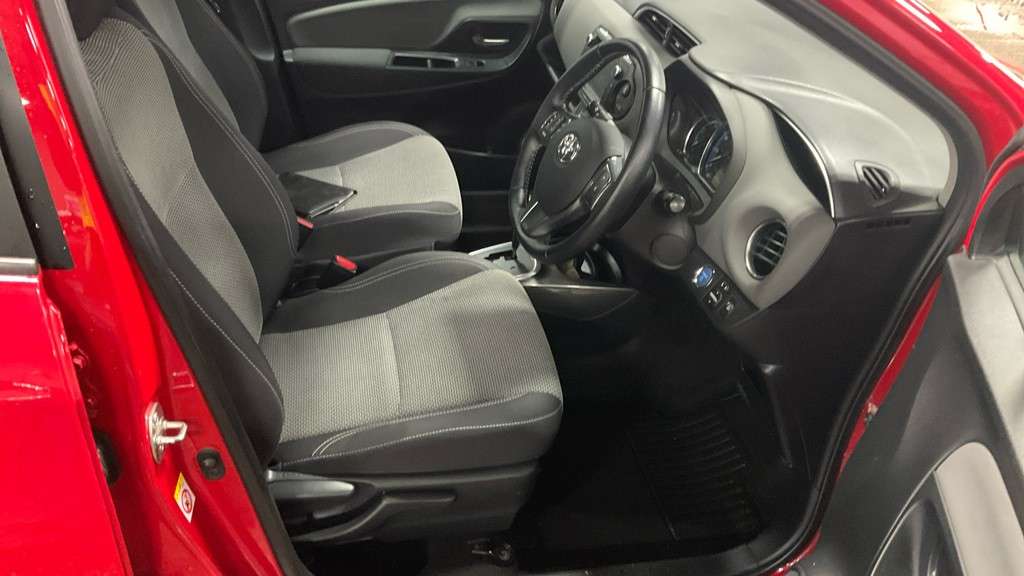 2015 TOYOTA YARIS 2015 TOYOTA YARIS