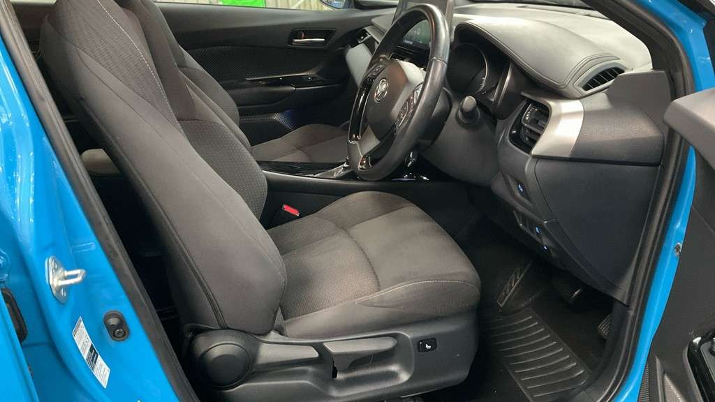 2018 TOYOTA C-HR 2018 TOYOTA C-HR