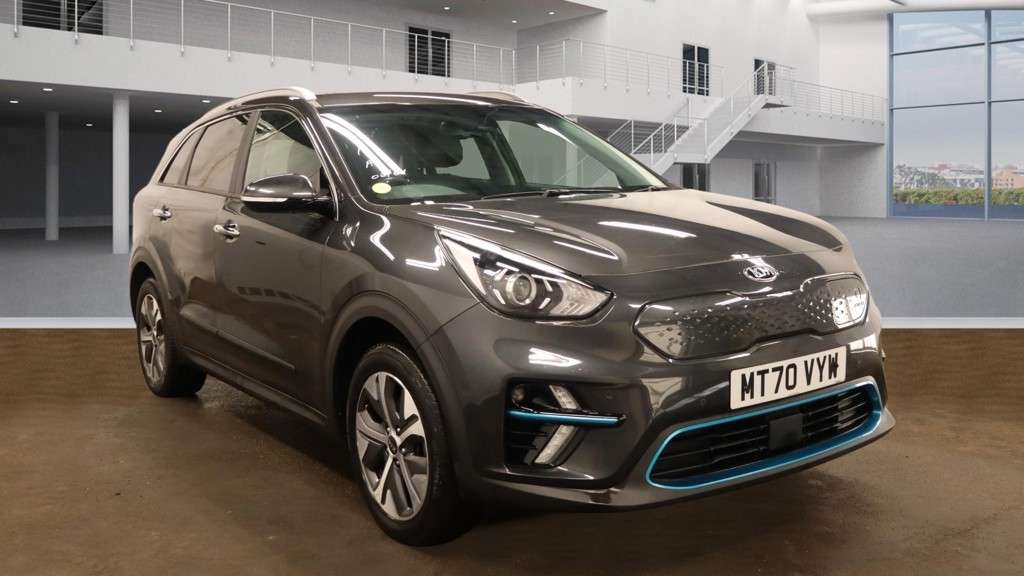 A 2020 KIA NIRO 64kWh 3 SUV 5dr Electric Auto (201 bhp) A 2020 KIA NIRO 64kWh 3 SUV 5dr Electric Auto (201 bhp)