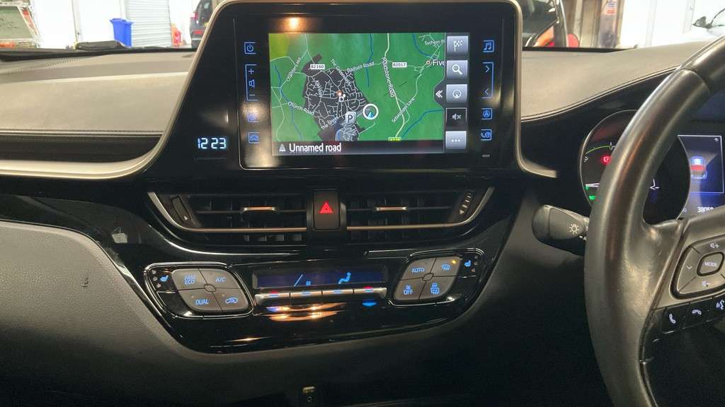 2018 TOYOTA C-HR 2018 TOYOTA C-HR