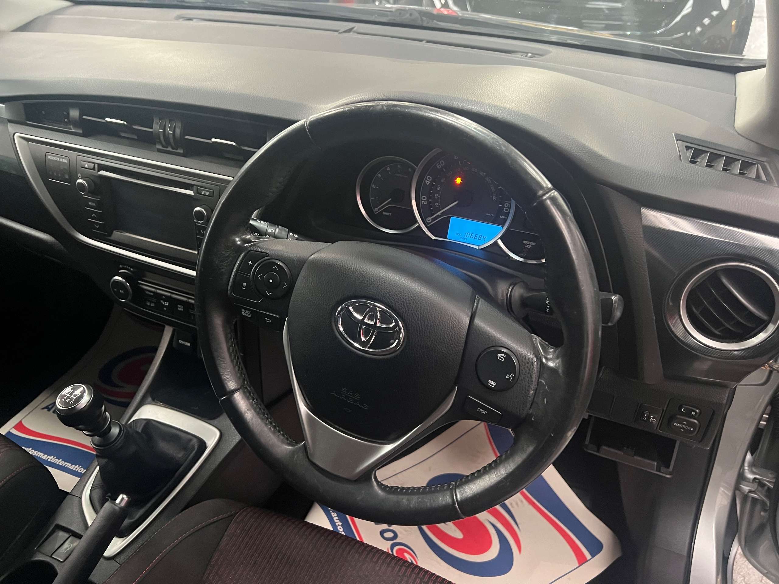 2013 TOYOTA AURIS 2013 TOYOTA AURIS