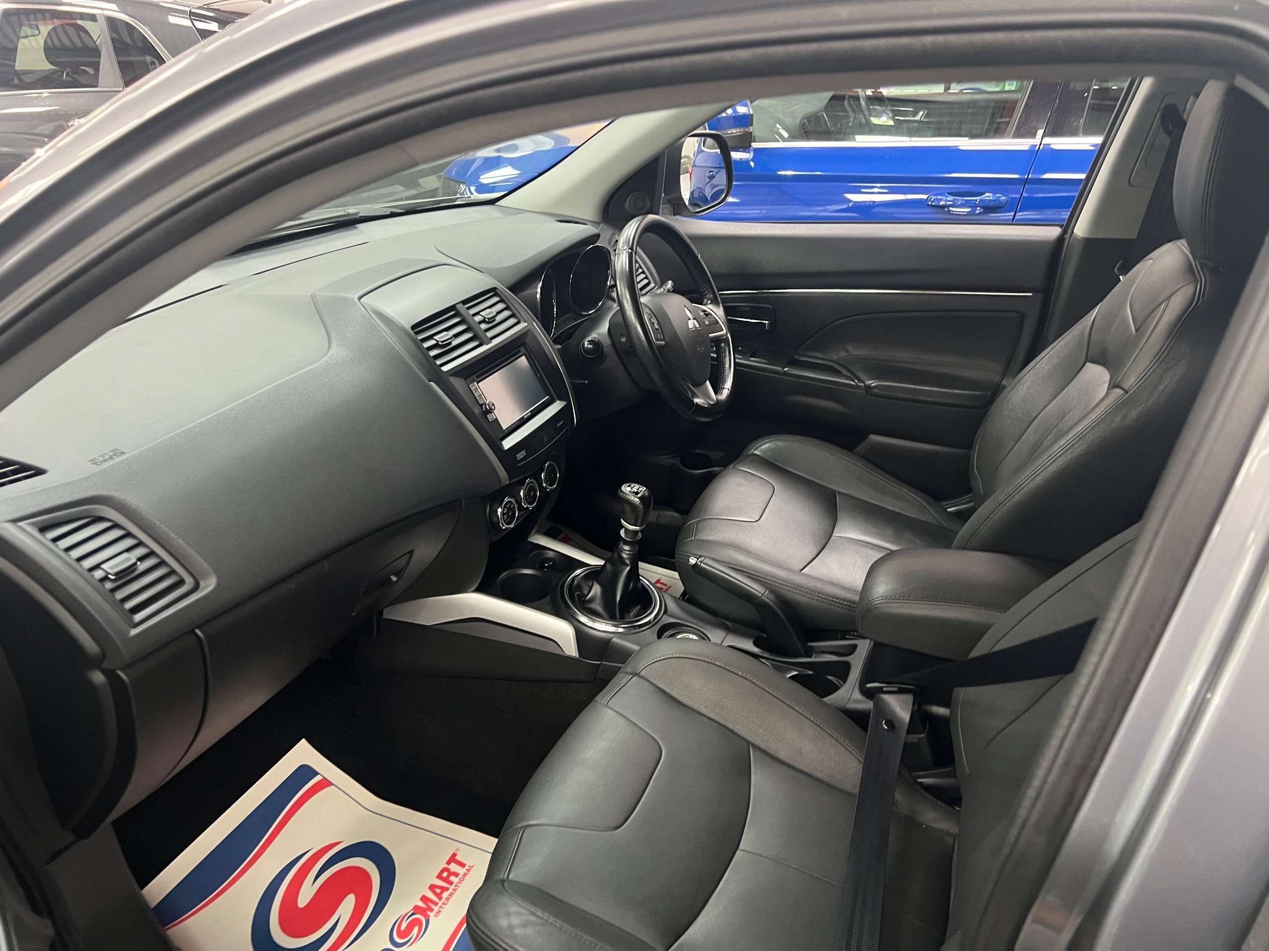 A 2013 MITSUBISHI ASX 1.8D 4 SUV 5dr Diesel Manual 4WD Euro 5 (114 ps) A 2013 MITSUBISHI ASX 1.8D 4 SUV 5dr Diesel Manual 4WD Euro 5 (114 ps)