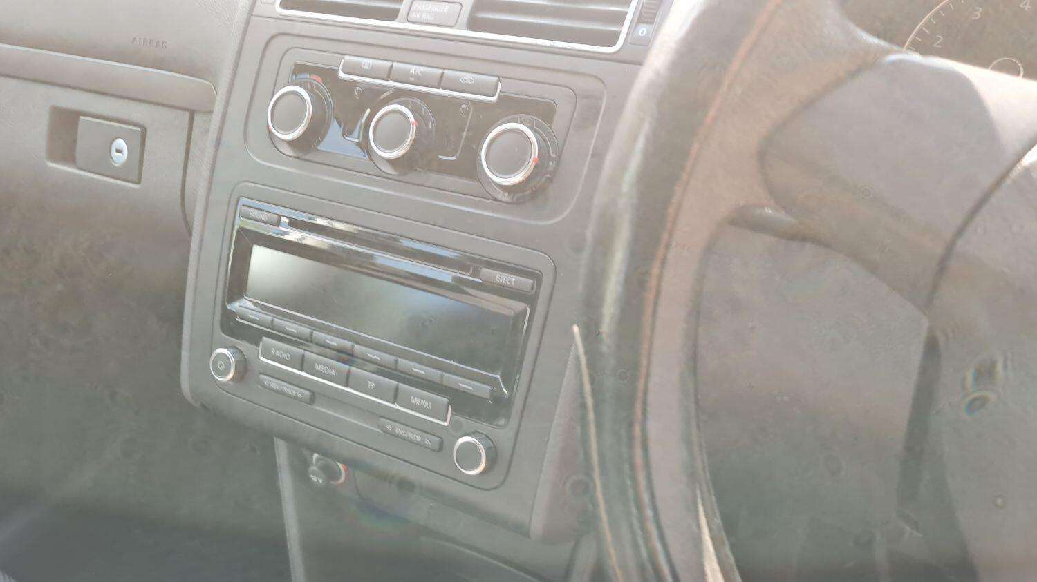 2012 VOLKSWAGEN TOURAN 2012 VOLKSWAGEN TOURAN