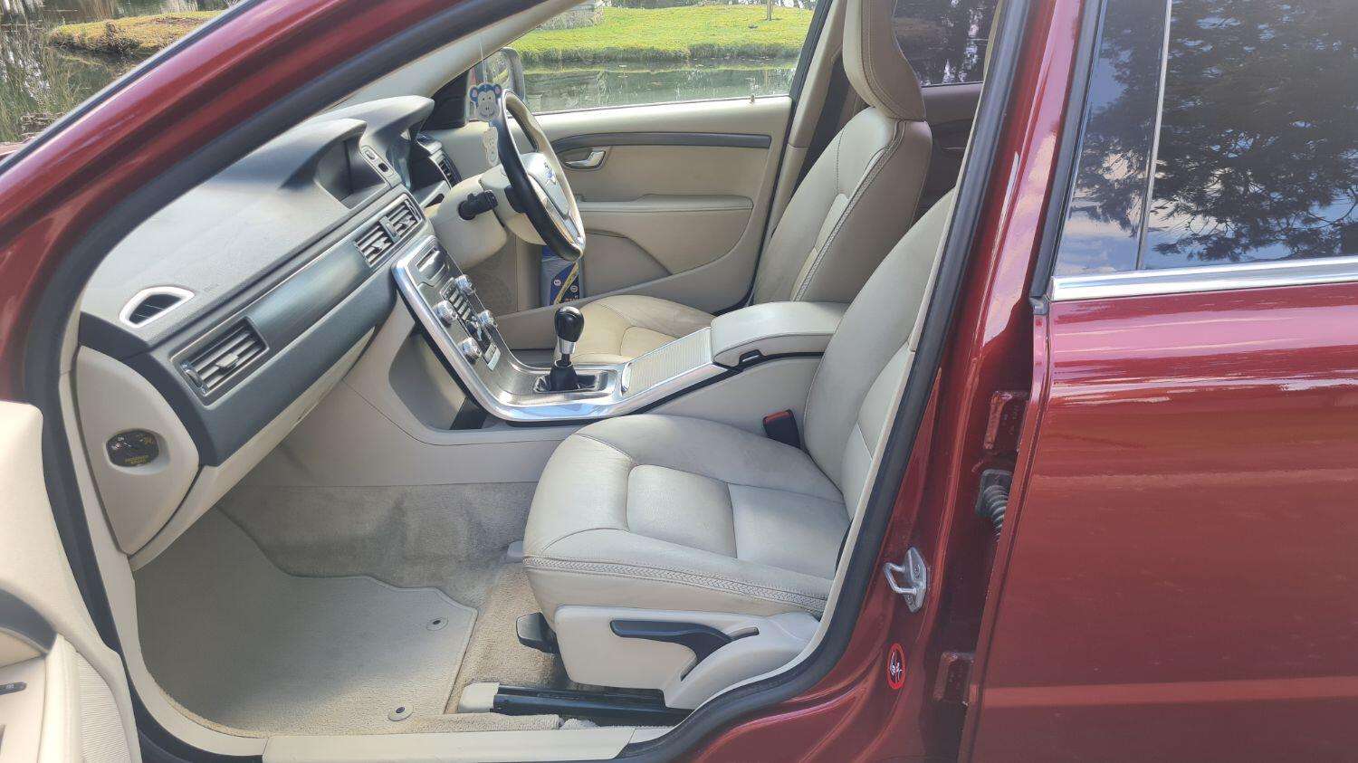 2015 VOLVO XC70 2015 VOLVO XC70