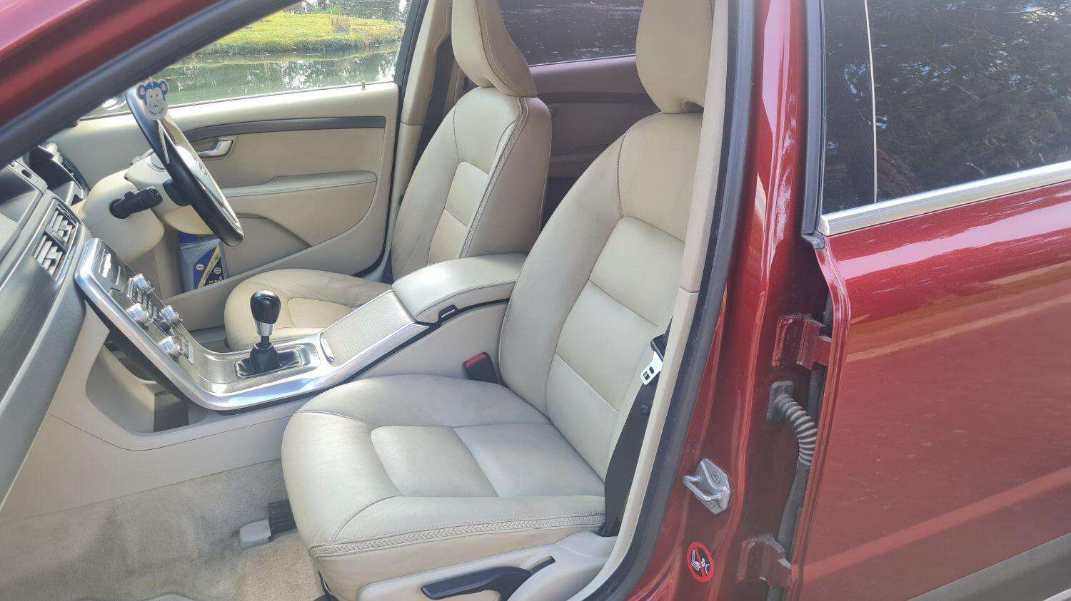 2015 VOLVO XC70 2015 VOLVO XC70