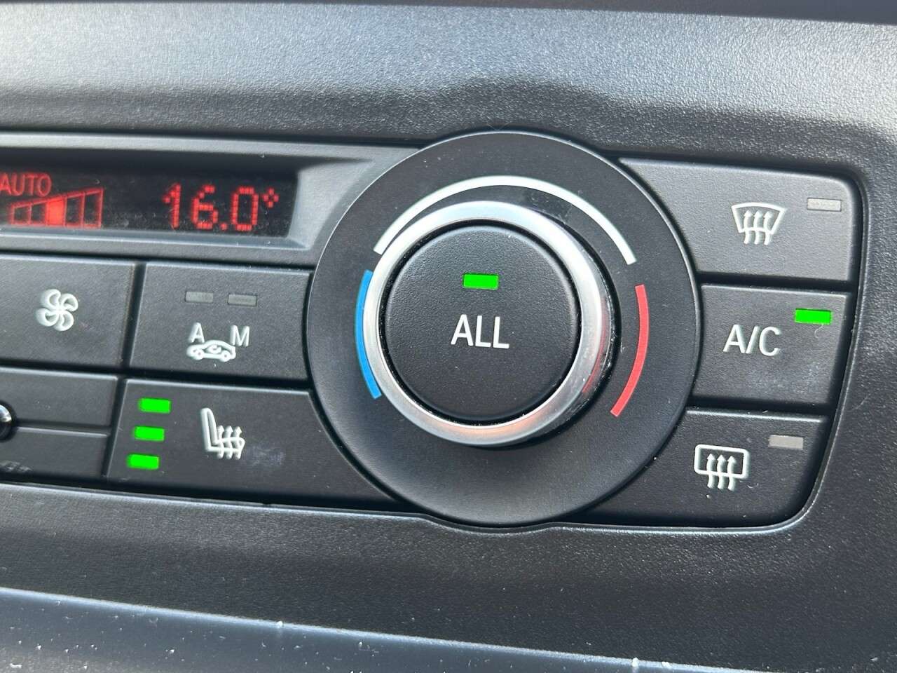 2012 BMW X1 2012 BMW X1