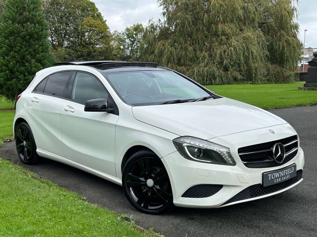 2015 MERCEDES-BENZ A-CLASS 2015 MERCEDES-BENZ A-CLASS