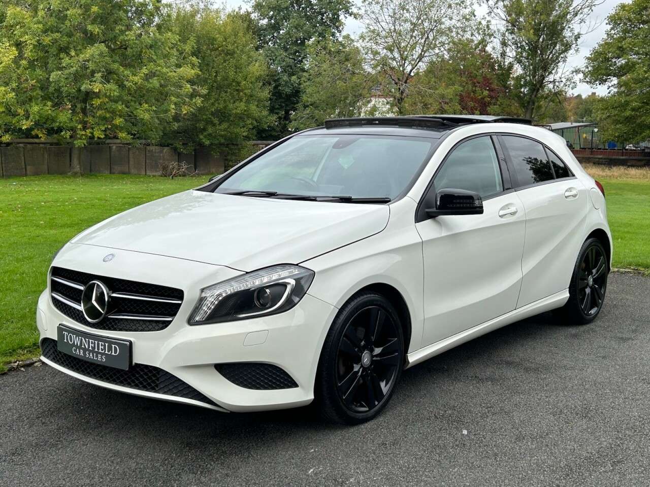 2015 MERCEDES-BENZ A-CLASS 2015 MERCEDES-BENZ A-CLASS