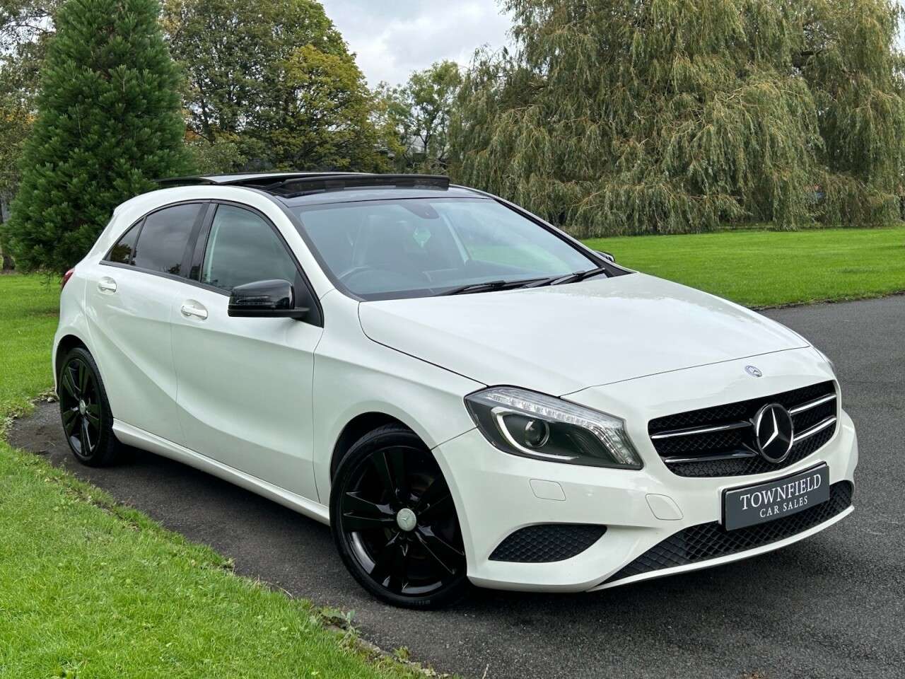 2015 MERCEDES-BENZ A-CLASS 2015 MERCEDES-BENZ A-CLASS