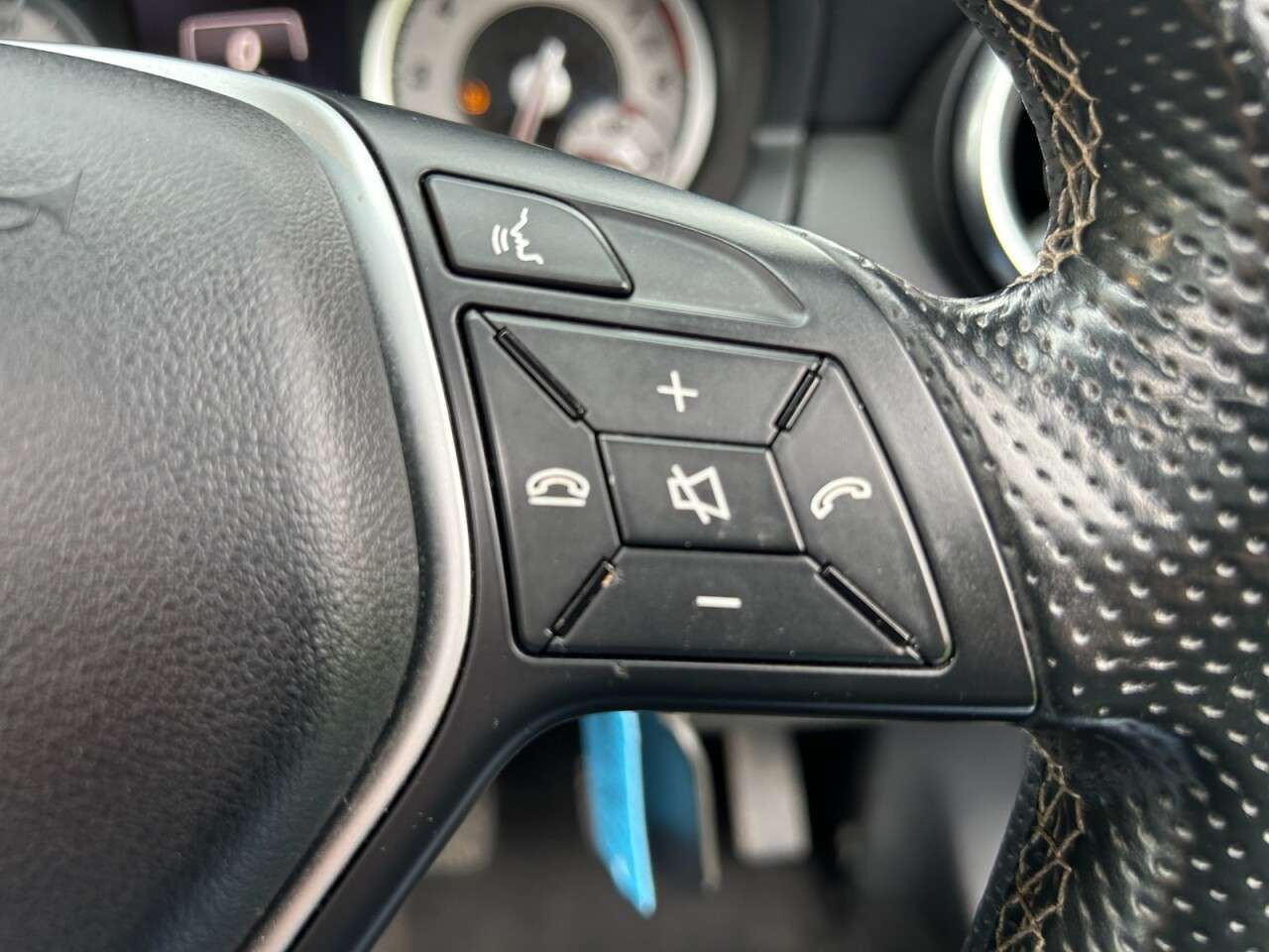 2015 MERCEDES-BENZ A-CLASS 2015 MERCEDES-BENZ A-CLASS