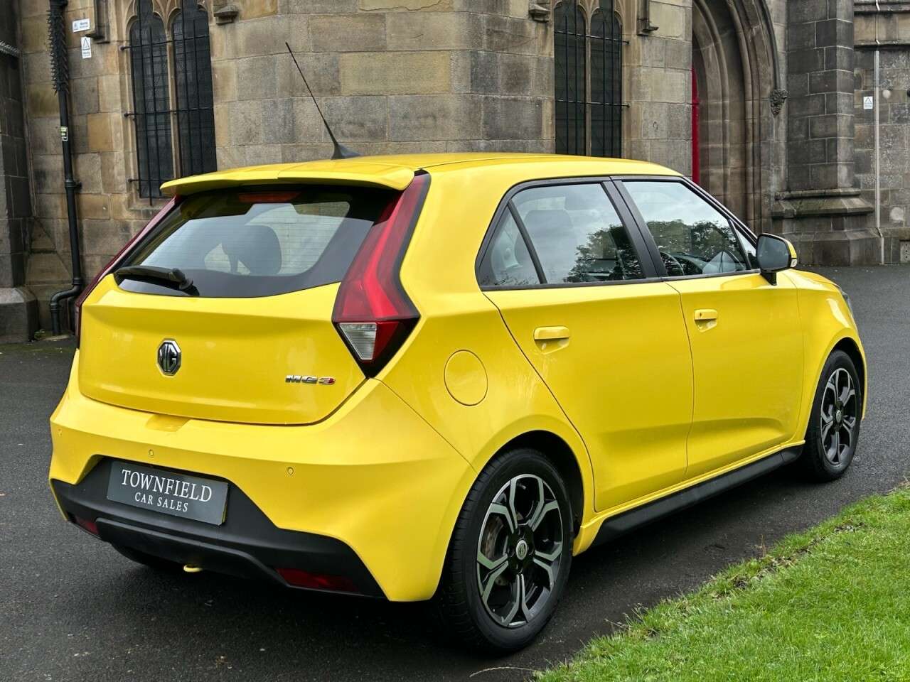 A 2019 MG MG3 1.5 VTi-TECH Exclusive Hatchback 5dr Petrol Manual Euro 6 (s/s) (106 ps) RE A 2019 MG MG3 1.5 VTi-TECH Exclusive Hatchback 5dr Petrol Manual Euro 6 (s/s) (106 ps) RE