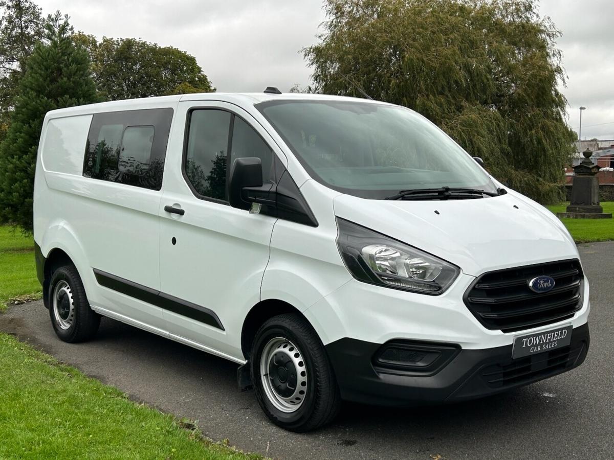 Check out this Ford Transit Custom 2022 Diesel Manual