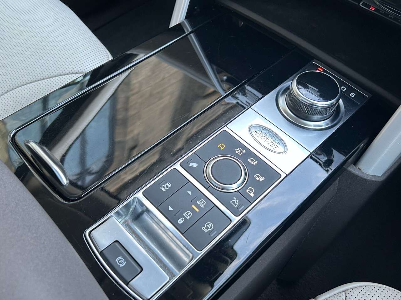 2019 LAND ROVER DISCOVERY 2019 LAND ROVER DISCOVERY