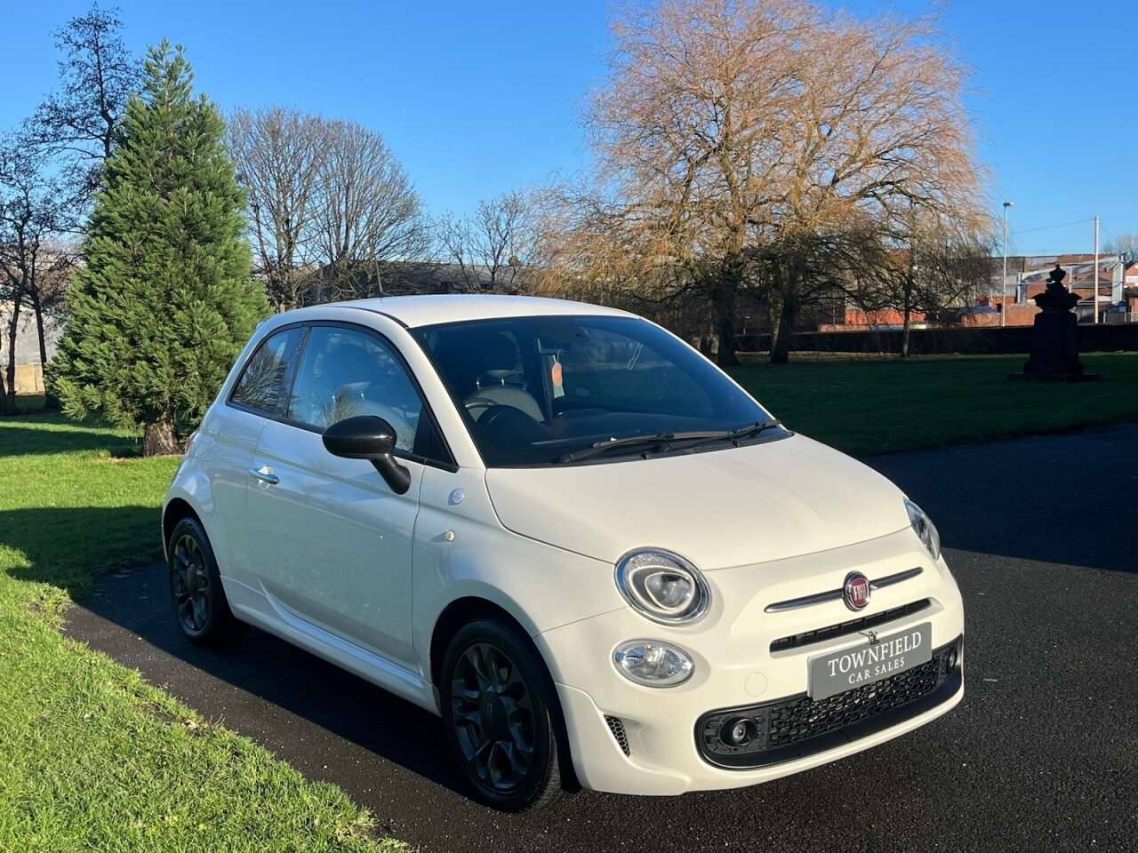2021 FIAT 500 2021 FIAT 500