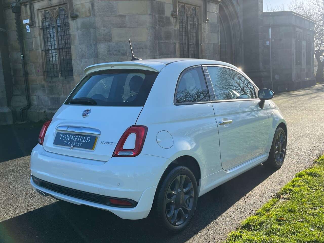 2021 FIAT 500 2021 FIAT 500