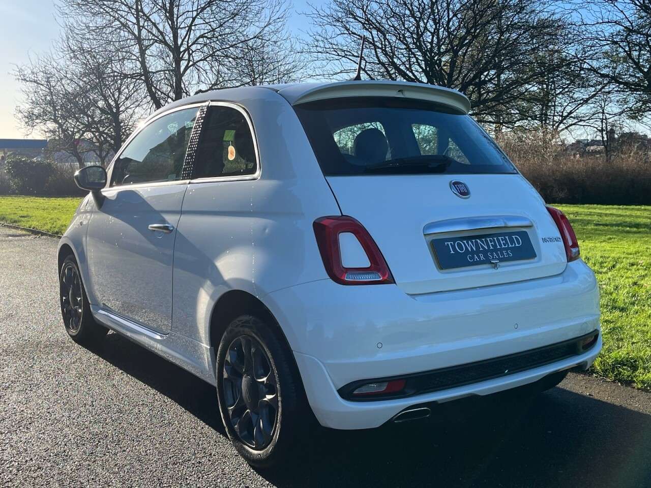 2021 FIAT 500 2021 FIAT 500