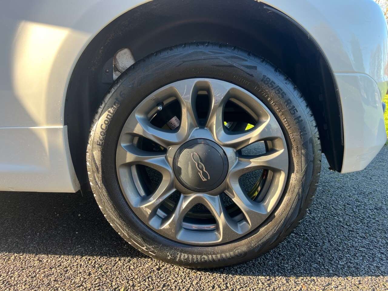 2021 FIAT 500 2021 FIAT 500