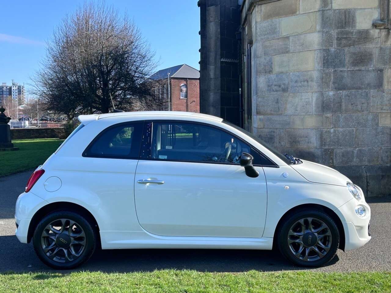 2021 FIAT 500 2021 FIAT 500