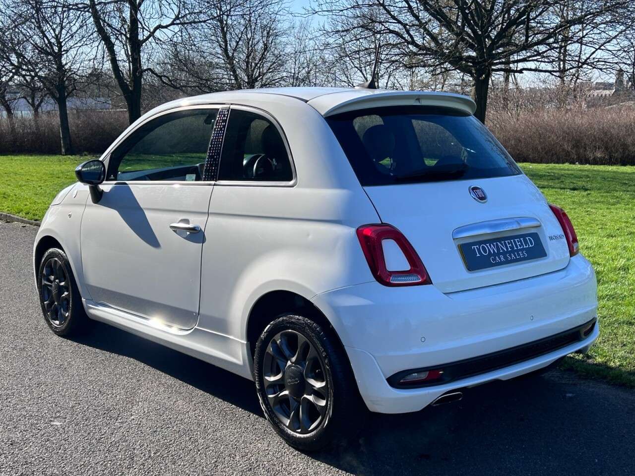 2021 FIAT 500 2021 FIAT 500