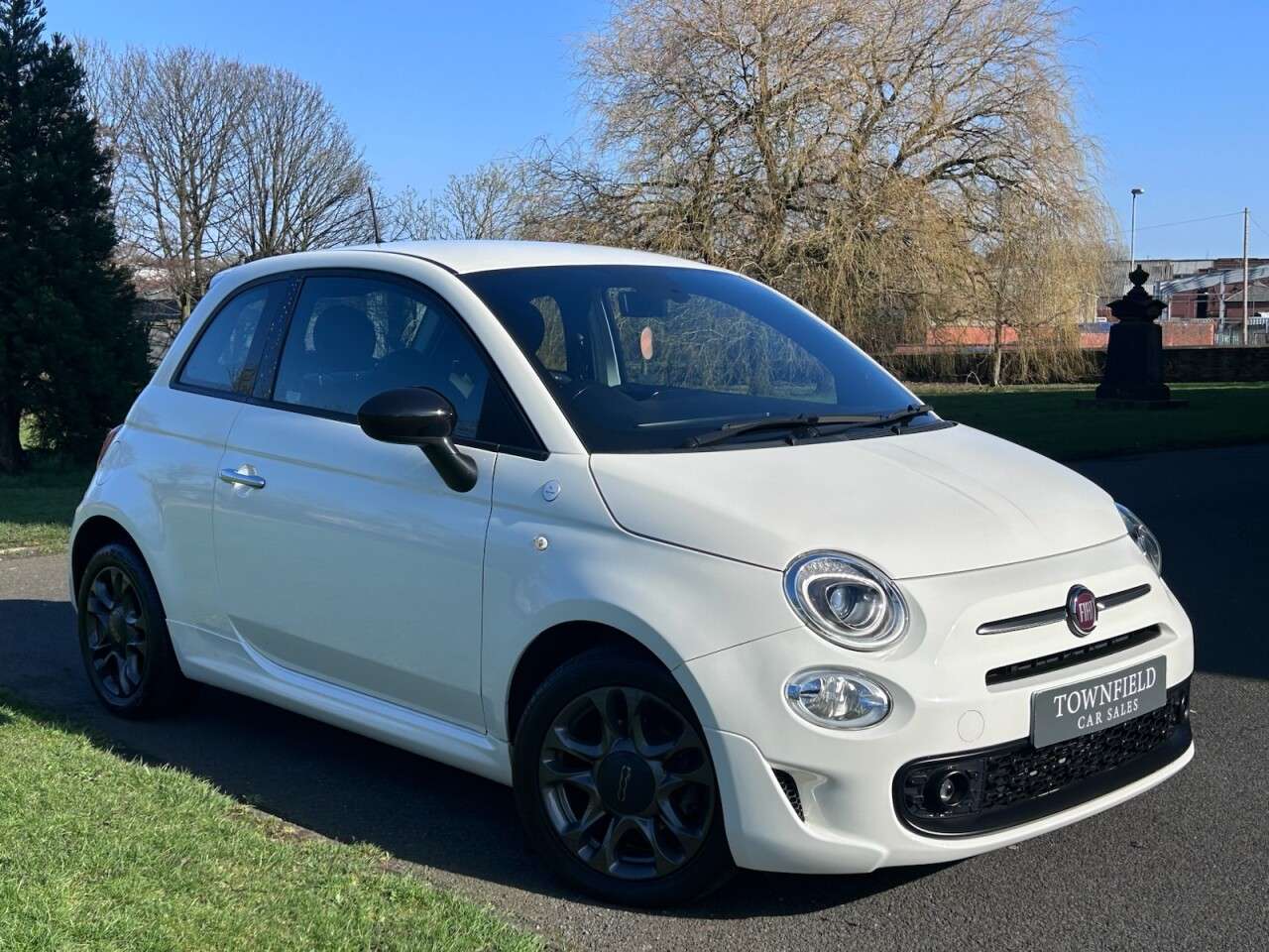 2021 FIAT 500 2021 FIAT 500