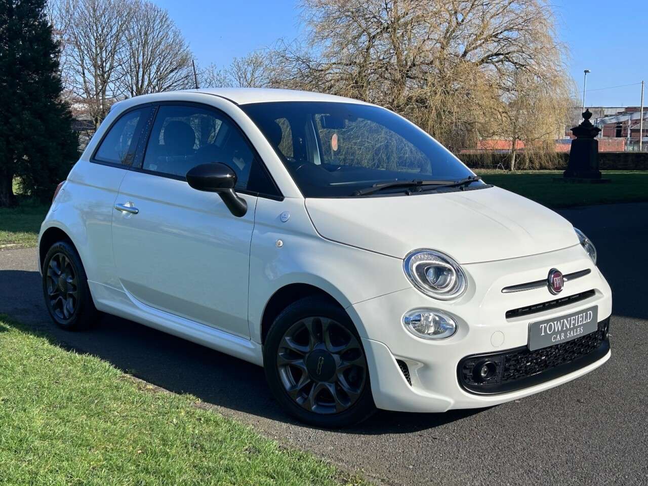 A 2021 FIAT 500 1.0 MHEV Hey Google Hatchback 3dr Petrol Manual Euro 6 (s/s) (70 bhp) 15 IN A 2021 FIAT 500 1.0 MHEV Hey Google Hatchback 3dr Petrol Manual Euro 6 (s/s) (70 bhp) 15 IN