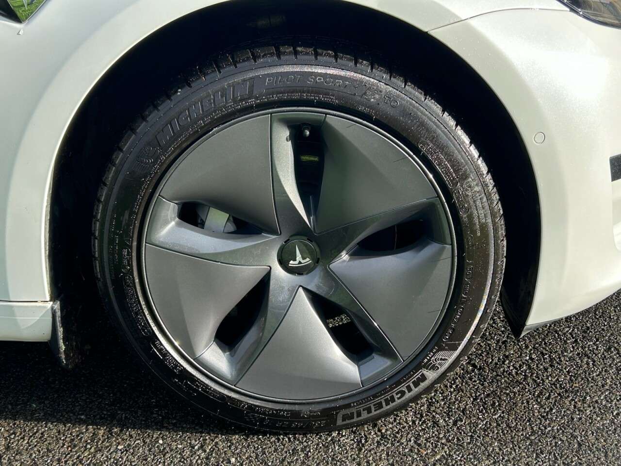 2020 TESLA MODEL 3 2020 TESLA MODEL 3