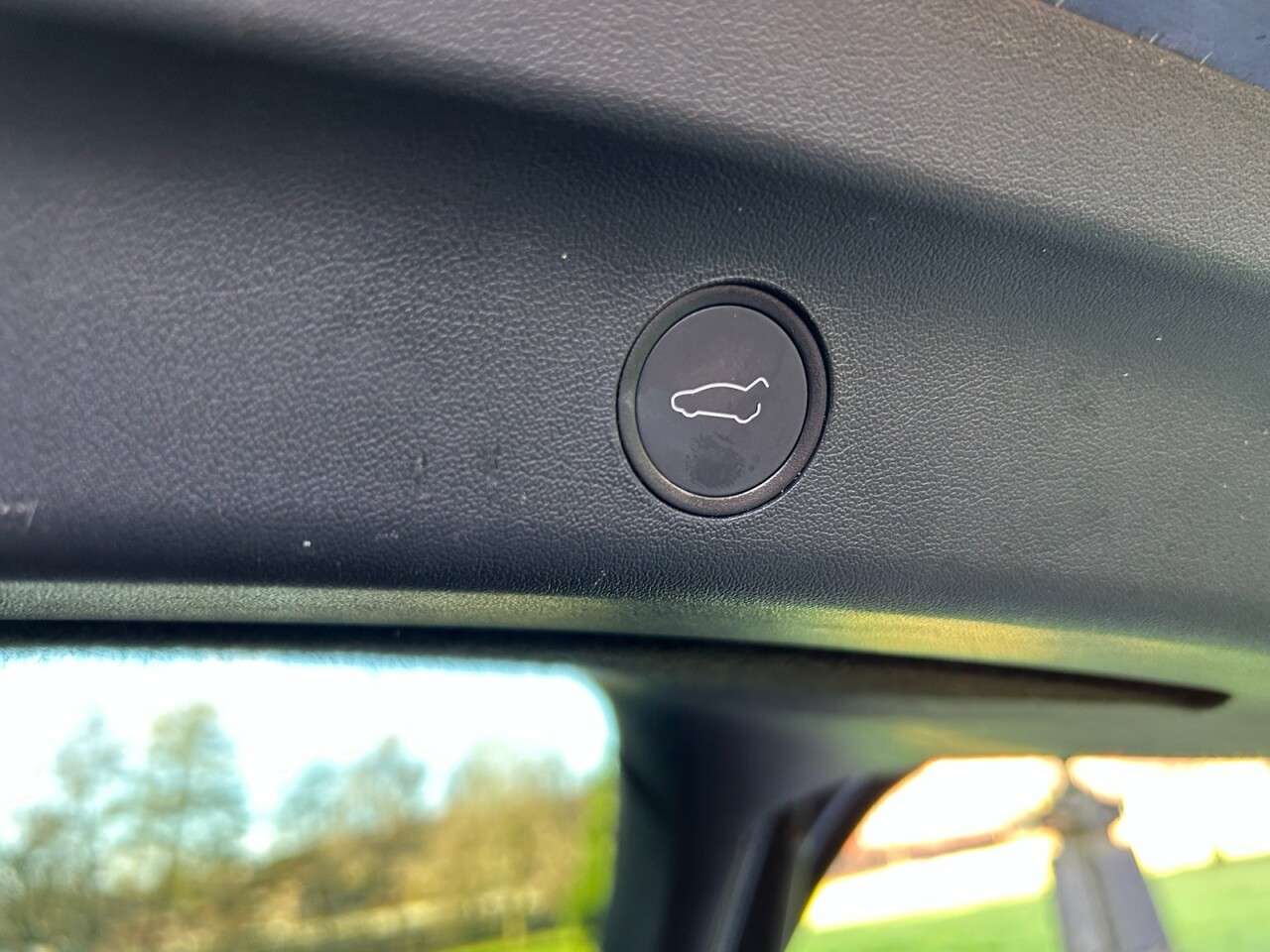 2022 TESLA MODEL Y 2022 TESLA MODEL Y