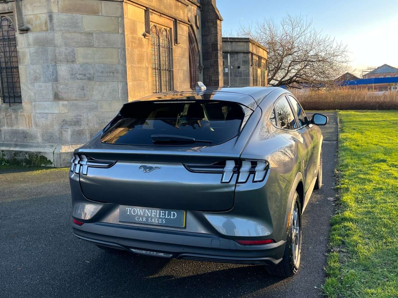 2021 FORD MUSTANG MACH-E 2021 FORD MUSTANG MACH-E