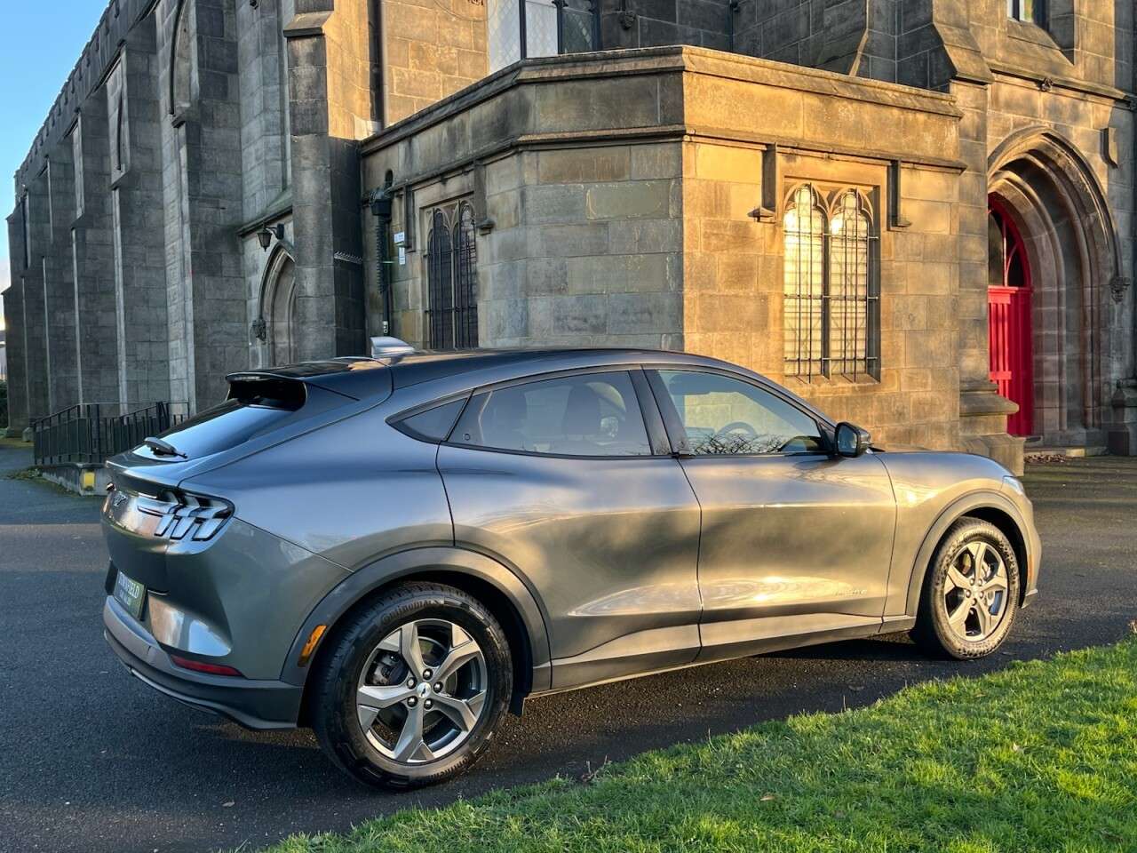 2021 FORD MUSTANG MACH-E 2021 FORD MUSTANG MACH-E