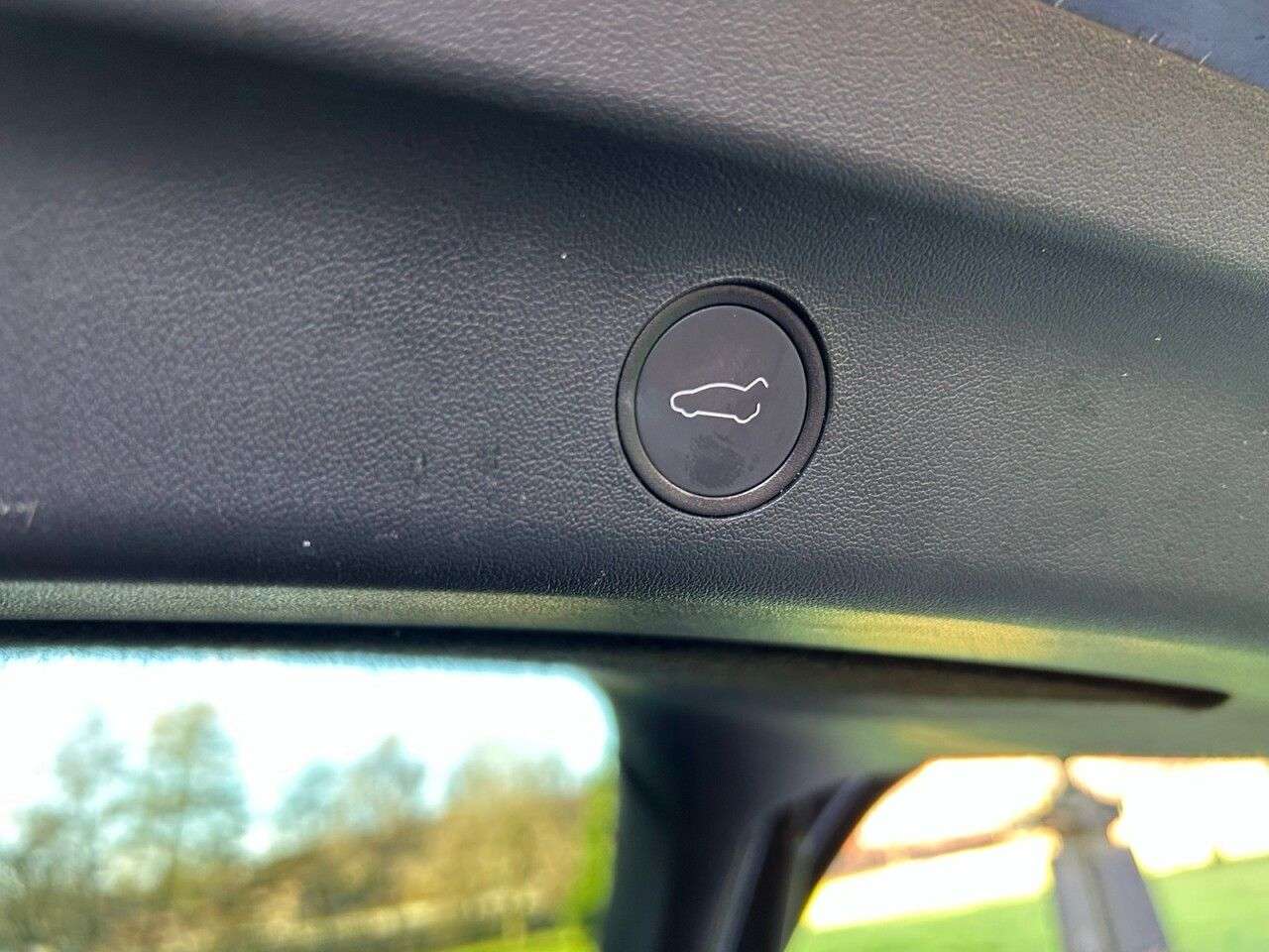 2022 TESLA MODEL Y 2022 TESLA MODEL Y