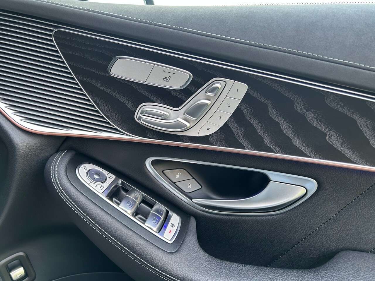 2022 MERCEDES-BENZ EQC 2022 MERCEDES-BENZ EQC