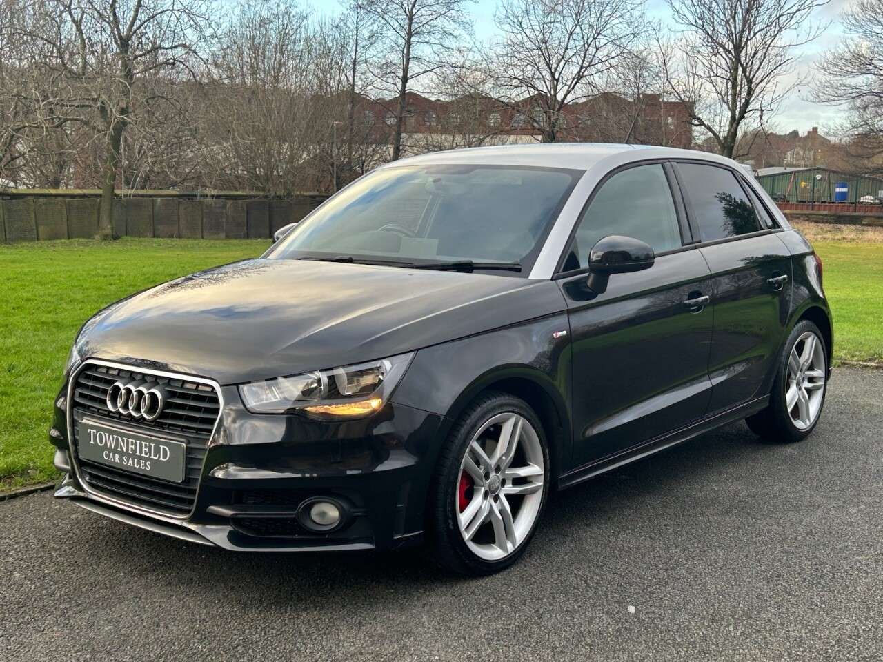 A 2012 AUDI A1 1.4 TFSI S line Sportback 5dr Petrol Manual Euro 5 (s/s) (122 ps) A 2012 AUDI A1 1.4 TFSI S line Sportback 5dr Petrol Manual Euro 5 (s/s) (122 ps)