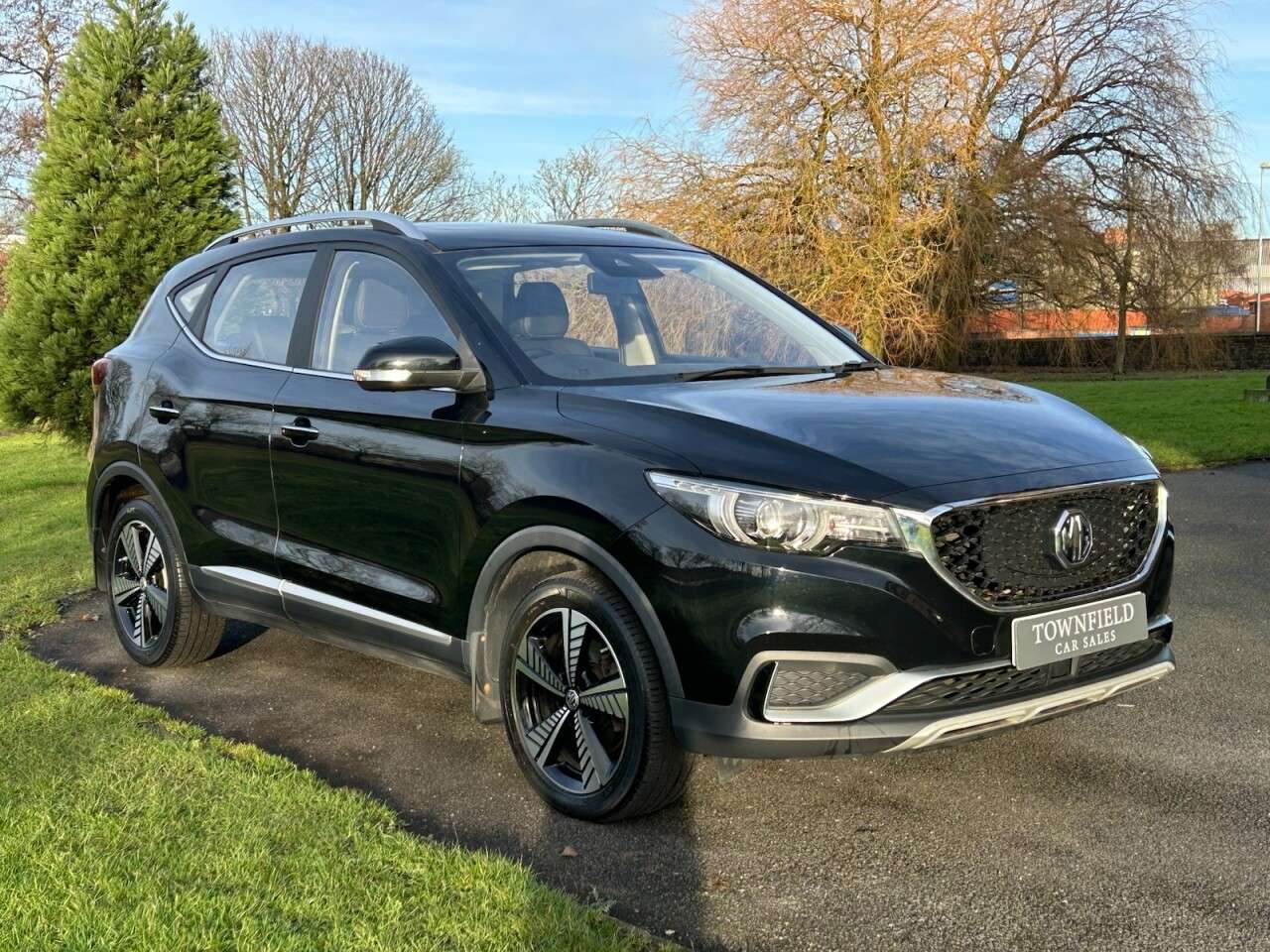 A 2020 MG MG ZS 44.5kWh Exclusive SUV 5dr Electric Auto (143 ps) HEATED SEATS + REVERSE CAM A 2020 MG MG ZS 44.5kWh Exclusive SUV 5dr Electric Auto (143 ps) HEATED SEATS + REVERSE CAM