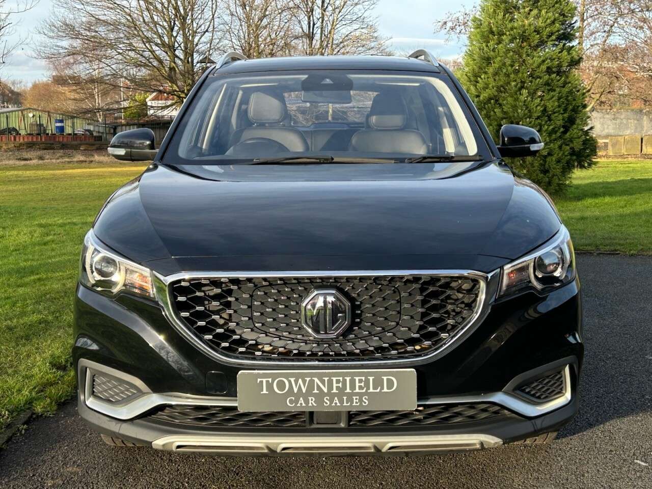 A 2020 MG MG ZS 44.5kWh Exclusive SUV 5dr Electric Auto (143 ps) HEATED SEATS + REVERSE CAM A 2020 MG MG ZS 44.5kWh Exclusive SUV 5dr Electric Auto (143 ps) HEATED SEATS + REVERSE CAM