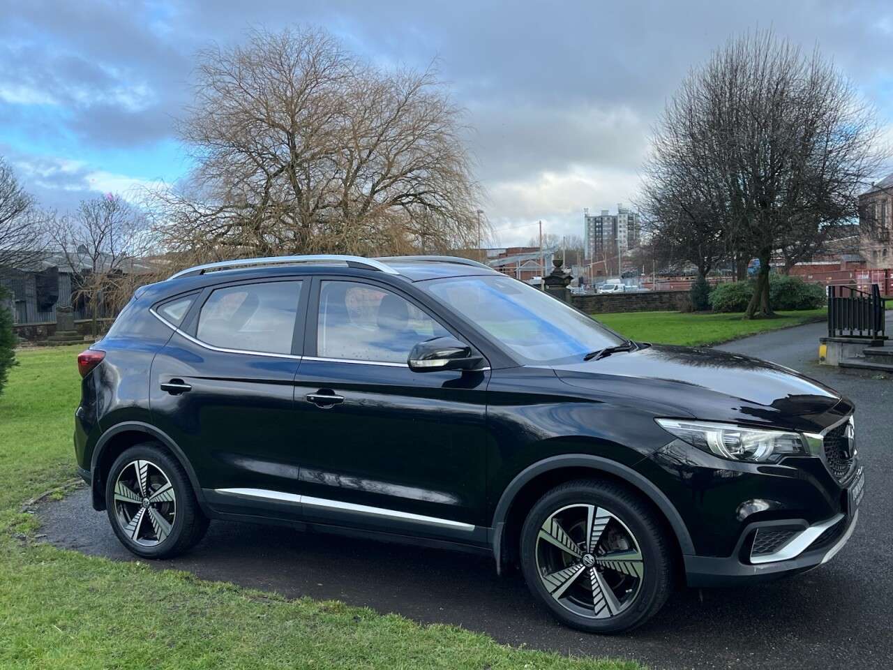 A 2020 MG MG ZS 44.5kWh Exclusive SUV 5dr Electric Auto (143 ps) HEATED SEATS + REVERSE CAM A 2020 MG MG ZS 44.5kWh Exclusive SUV 5dr Electric Auto (143 ps) HEATED SEATS + REVERSE CAM