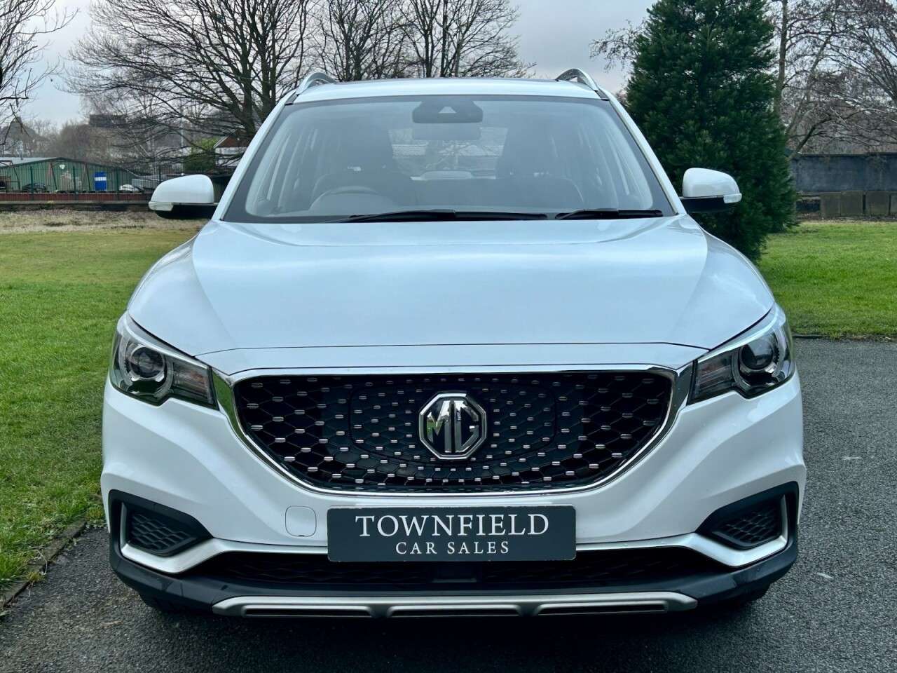 A 2020 MG MG ZS 44.5kWh Exclusive SUV 5dr Electric Auto (143 ps) A 2020 MG MG ZS 44.5kWh Exclusive SUV 5dr Electric Auto (143 ps)