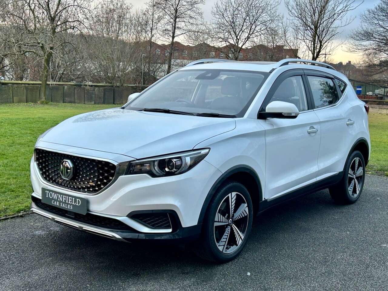 A 2020 MG MG ZS 44.5kWh Exclusive SUV 5dr Electric Auto (143 ps) AUTO+CARPLAY+HEATED LEATHE A 2020 MG MG ZS 44.5kWh Exclusive SUV 5dr Electric Auto (143 ps) AUTO+CARPLAY+HEATED LEATHE
