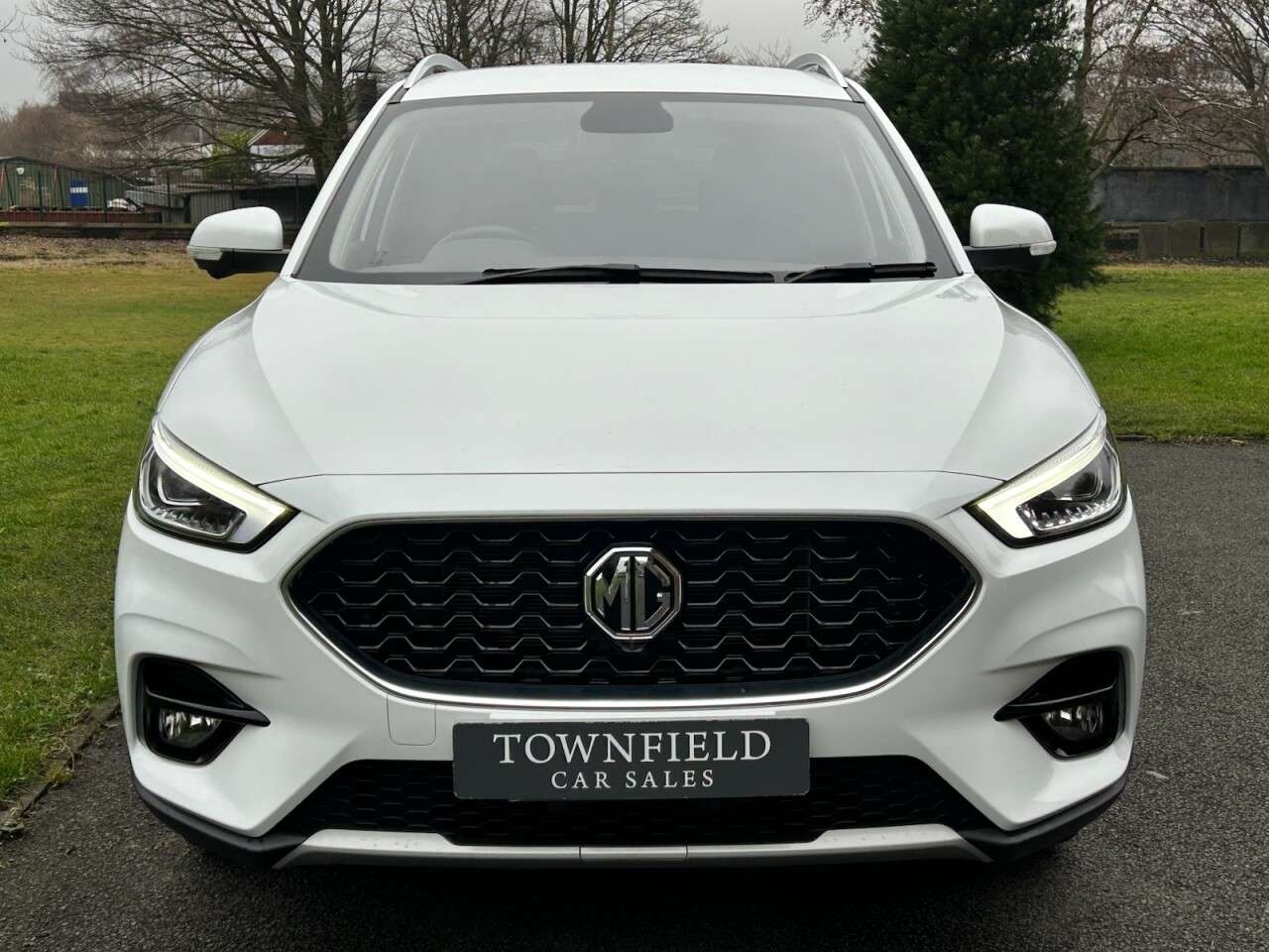 A 2023 MG MG ZS 1.5 VTi-TECH Exclusive SUV 5dr Petrol Manual Euro 6 (s/s) (106 ps) 1 OWNER A 2023 MG MG ZS 1.5 VTi-TECH Exclusive SUV 5dr Petrol Manual Euro 6 (s/s) (106 ps) 1 OWNER