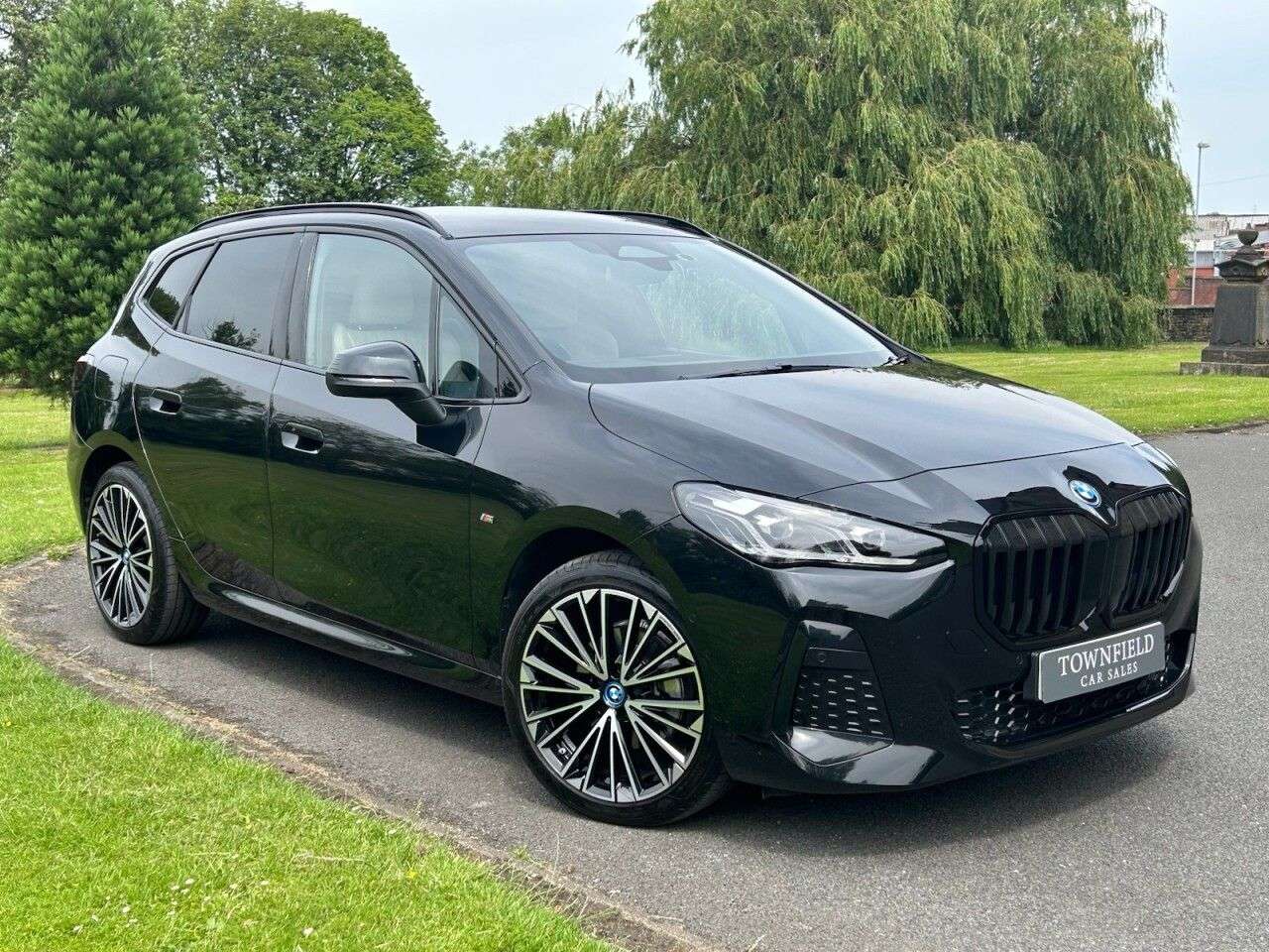 A 2023 BMW 2 SERIES ACTIVE TOURER 1.5 225xe 16.3kWh M Sport MPV 5dr Petrol Plug-in Hybrid DCT 4WD Euro 6 (s/s A 2023 BMW 2 SERIES ACTIVE TOURER 1.5 225xe 16.3kWh M Sport MPV 5dr Petrol Plug-in Hybrid DCT 4WD Euro 6 (s/s